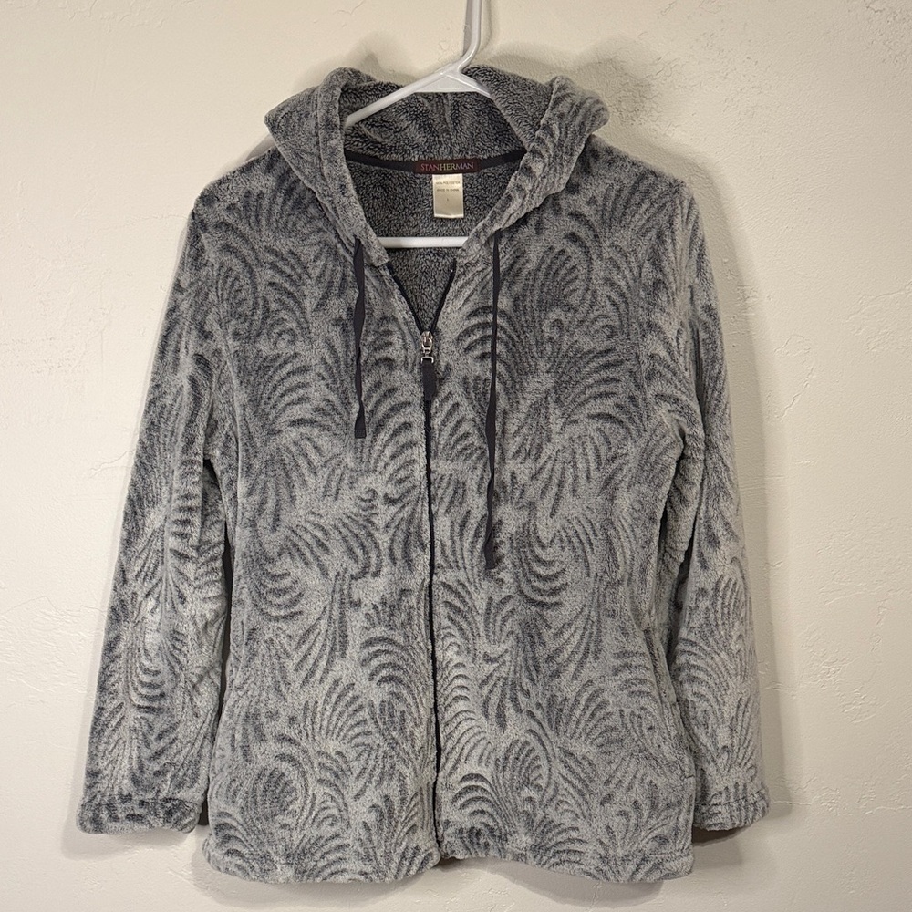 Gray Patterned Fuzzy Sweatshirt